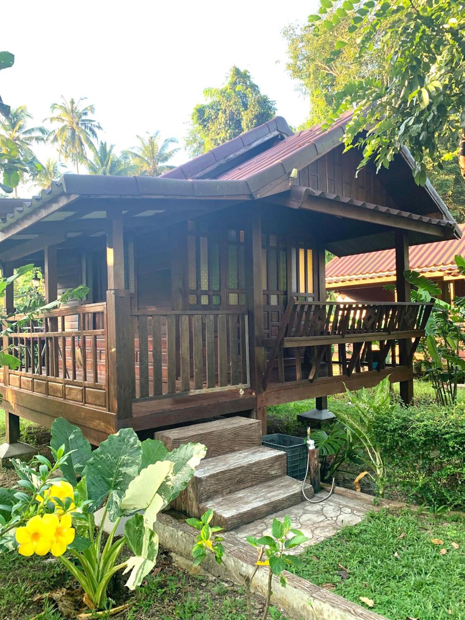 Kohkoodfarmstay Ko Kut Extérieur photo